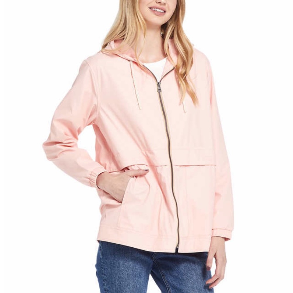 Weatherproof Vintage $80 Packable Rain Jacket
